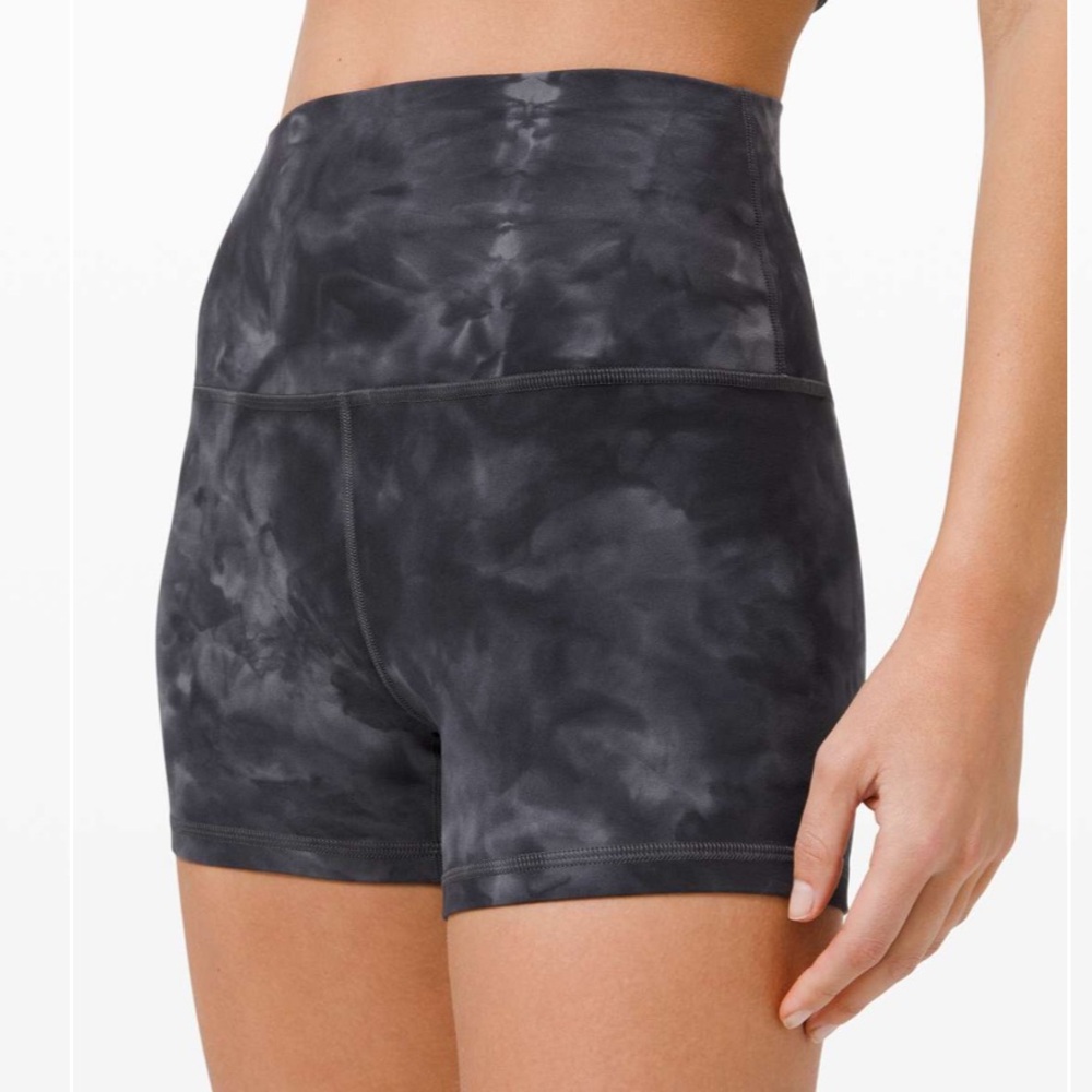 Lululemon Align Shorts 4” size 10